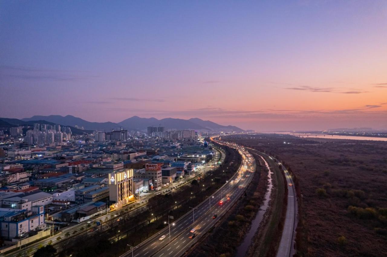 Ariel Hotel Pusan Exteriér fotografie